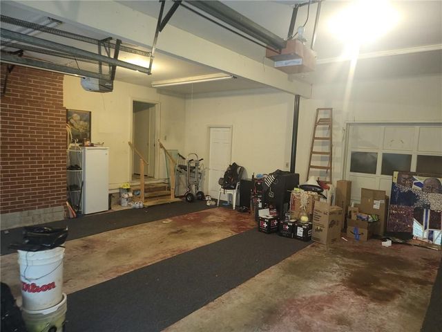 150 Old Fairburn Close SW, Atlanta, GA 30331