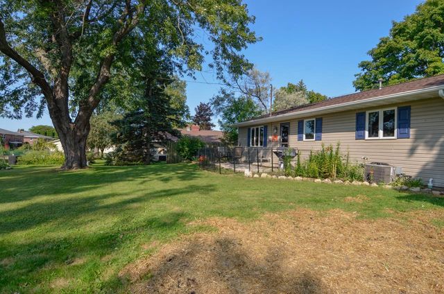 209 GRAND AVENUE, Brillion, WI 54110