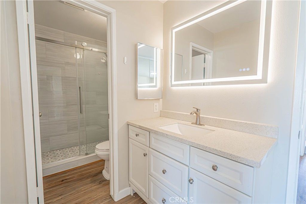 Image 19 of property listing at 24430 Nicklaus Drive L2, Valencia, CA 91355