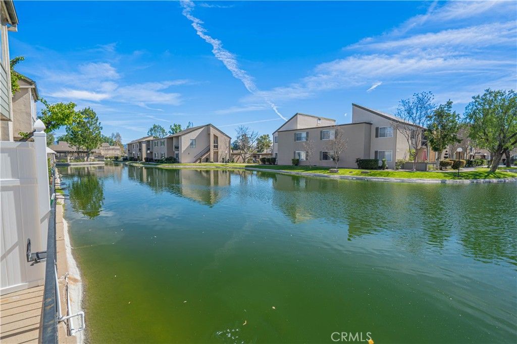 Image 35 of property listing at 24430 Nicklaus Drive L2, Valencia, CA 91355