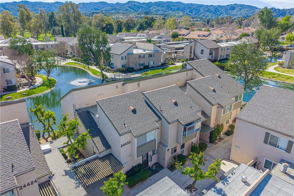 Image 46 of property listing at 24430 Nicklaus Drive L2, Valencia, CA 91355