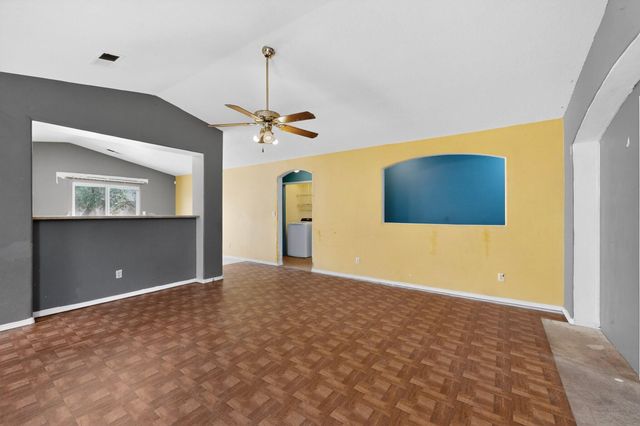 7443 Snowy Egret Place NW, Albuquerque, NM 87114