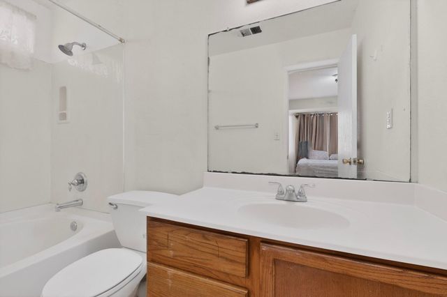 7443 Snowy Egret Place NW, Albuquerque, NM 87114