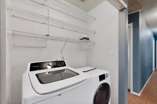 7443 Snowy Egret Place NW, Albuquerque, NM 87114