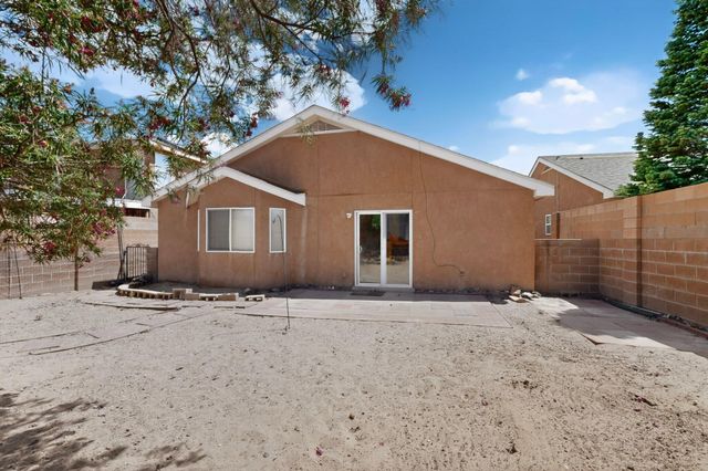 7443 Snowy Egret Place NW, Albuquerque, NM 87114