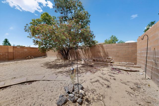 7443 Snowy Egret Place NW, Albuquerque, NM 87114