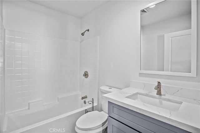 1021 Columbia 2, Redlands, CA 92374