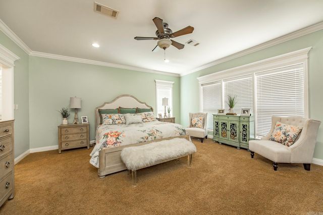 108 Cambridge Place, England, AR 72406