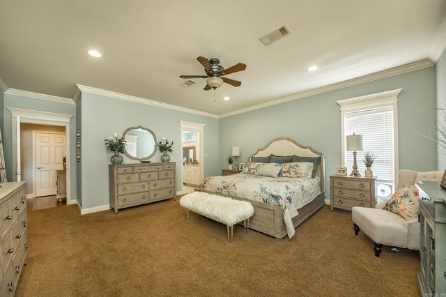 108 Cambridge Place, England, AR 72406
