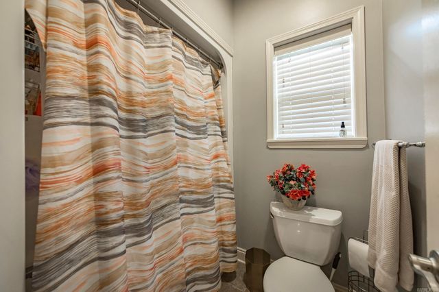 108 Cambridge Place, England, AR 72406