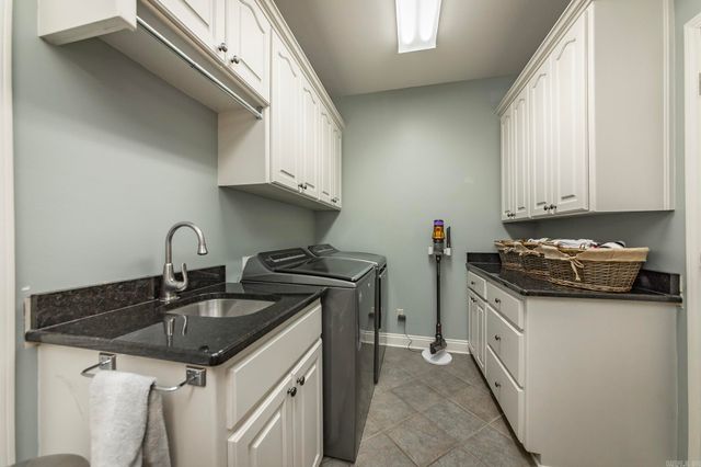 108 Cambridge Place, England, AR 72406