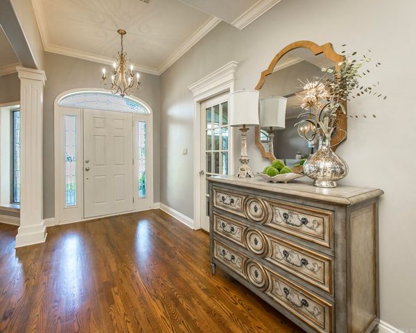 108 Cambridge Place, England, AR 72406