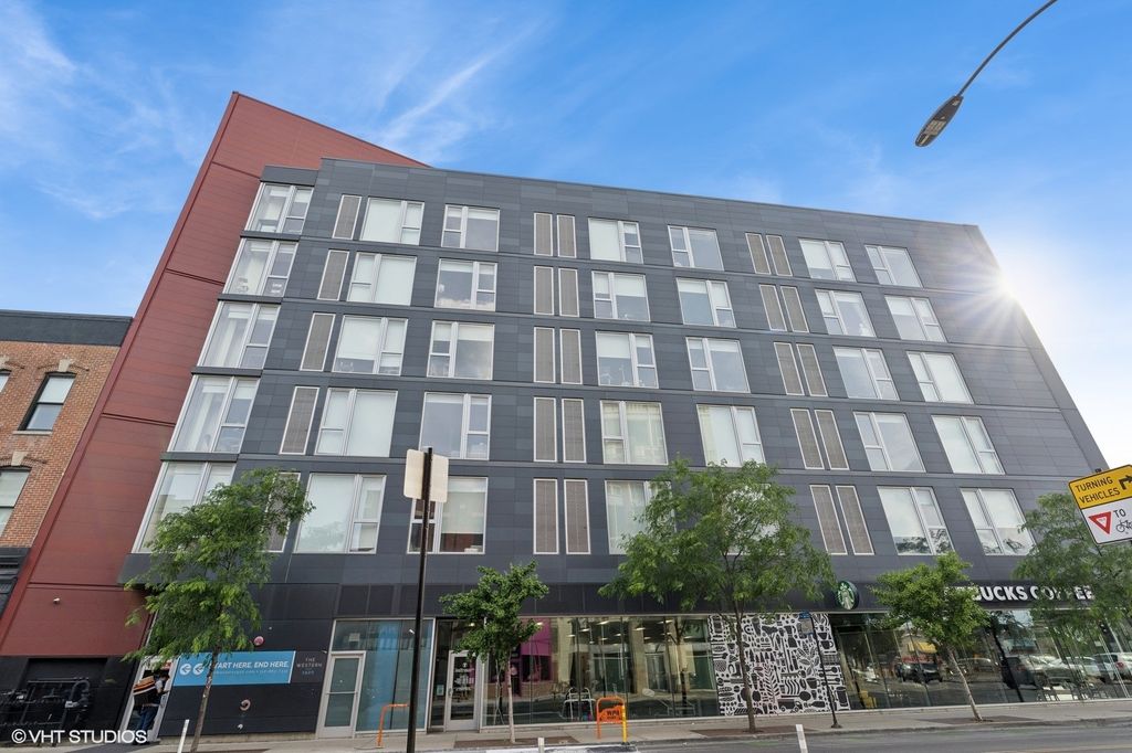 1920 N Milwaukee Avenue 502, Chicago, IL 60647