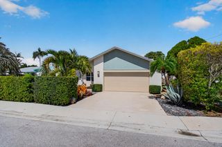 1315 N Lakeside Drive, Lake Worth Beach, FL 33460