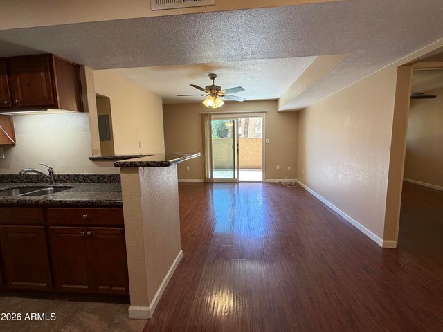 5877 N GRANITE REEF Road 1151, Scottsdale, AZ 85250
