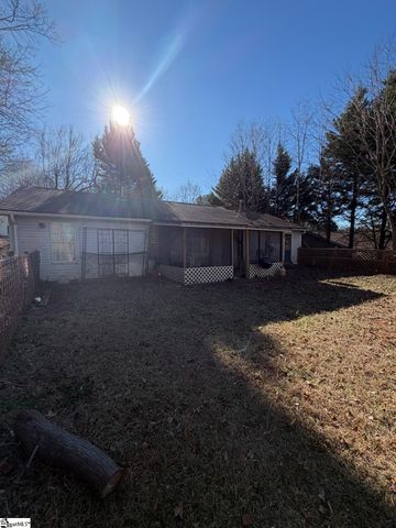 303 Maplewood Circle, Greer, SC 29651