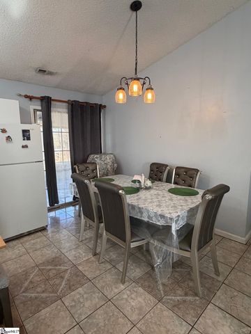 303 Maplewood Circle, Greer, SC 29651