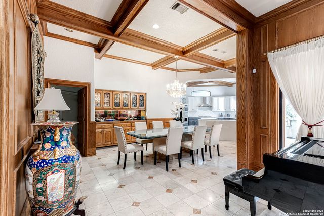 11710 Elmscourt, San Antonio, TX 78230