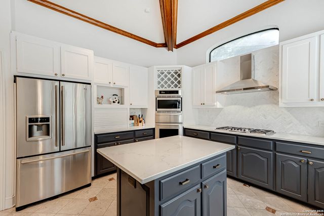 11710 Elmscourt, San Antonio, TX 78230