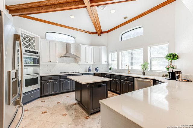 11710 Elmscourt, San Antonio, TX 78230