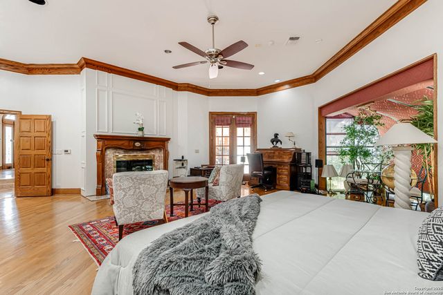 11710 Elmscourt, San Antonio, TX 78230