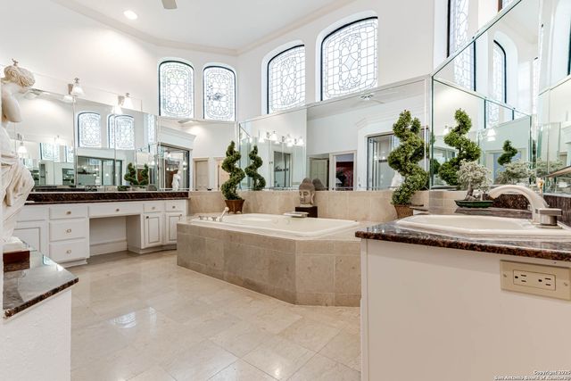 11710 Elmscourt, San Antonio, TX 78230