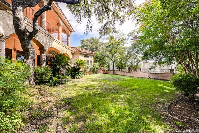 11710 Elmscourt, San Antonio, TX 78230