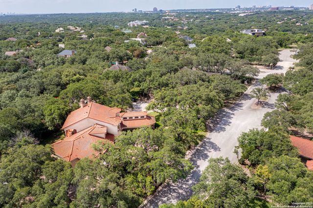 11710 Elmscourt, San Antonio, TX 78230