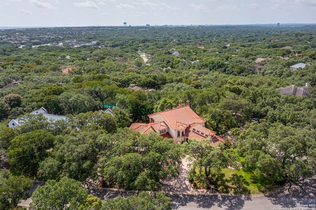 11710 Elmscourt, San Antonio, TX 78230