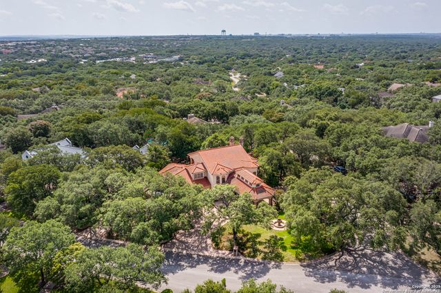 11710 Elmscourt, San Antonio, TX 78230