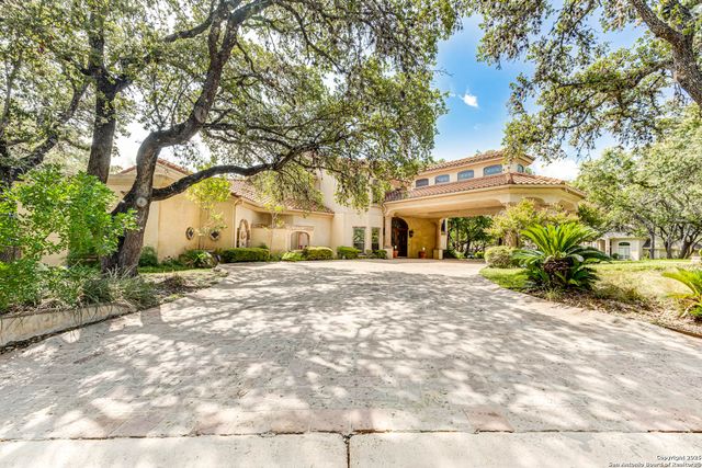 11710 Elmscourt, San Antonio, TX 78230