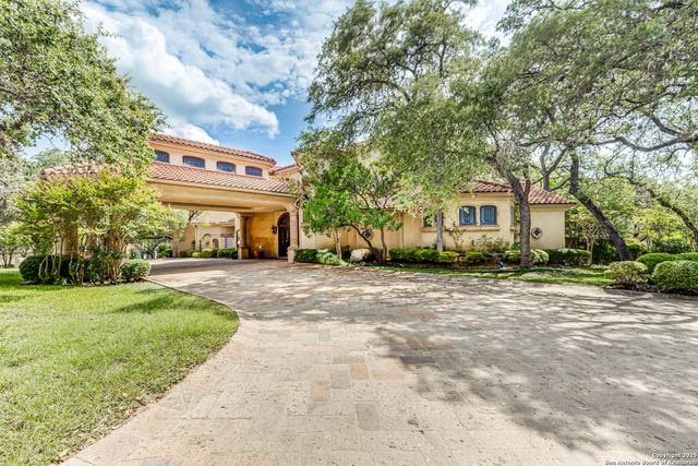 11710 Elmscourt, San Antonio, TX 78230