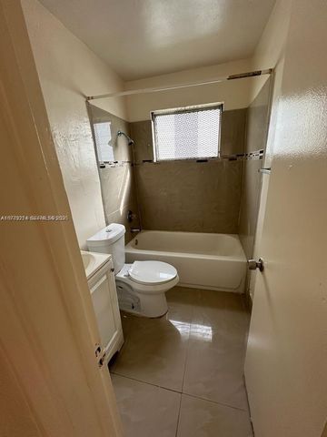 756 NW 5th Street, Hallandale Beach, FL 33009