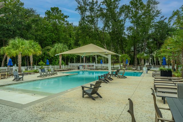 2003 E Patterson Point, Hanahan, SC 29410
