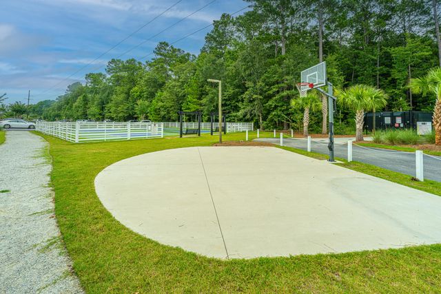 2003 E Patterson Point, Hanahan, SC 29410