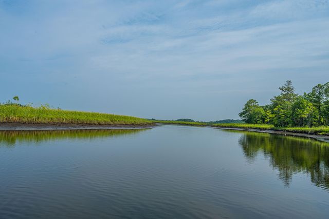 2003 E Patterson Point, Hanahan, SC 29410
