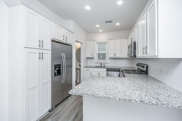 2003 E Patterson Point, Hanahan, SC 29410