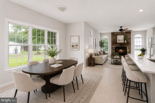 11508 DUCHESS DR, Fredericksburg, VA 22408