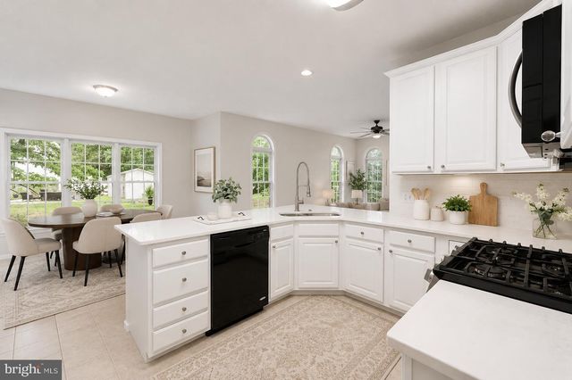 11508 DUCHESS DR, Fredericksburg, VA 22408