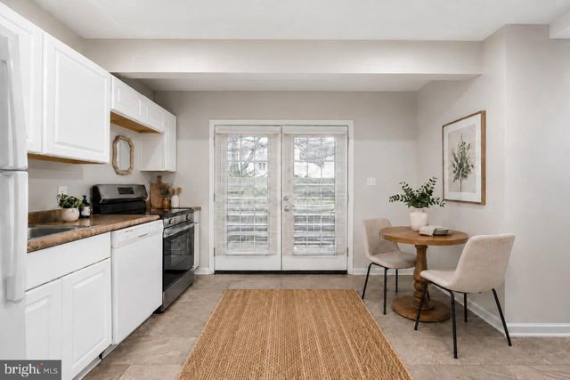 11508 DUCHESS DR, Fredericksburg, VA 22408