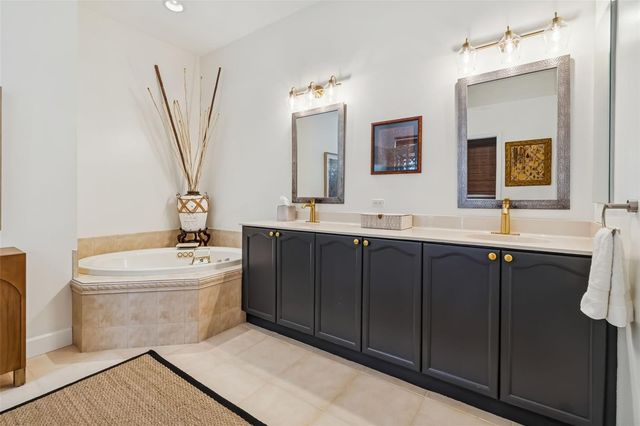 10413 APPLECROSS LANE, Tampa, FL 33626