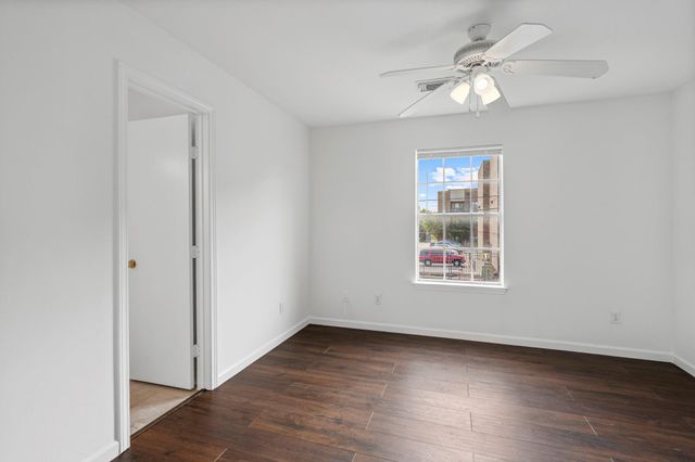 2106 Nettleton Street, Houston, TX 77004
