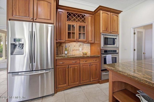 2762 SEAGATE Avenue, Jacksonville Beach, FL 32250