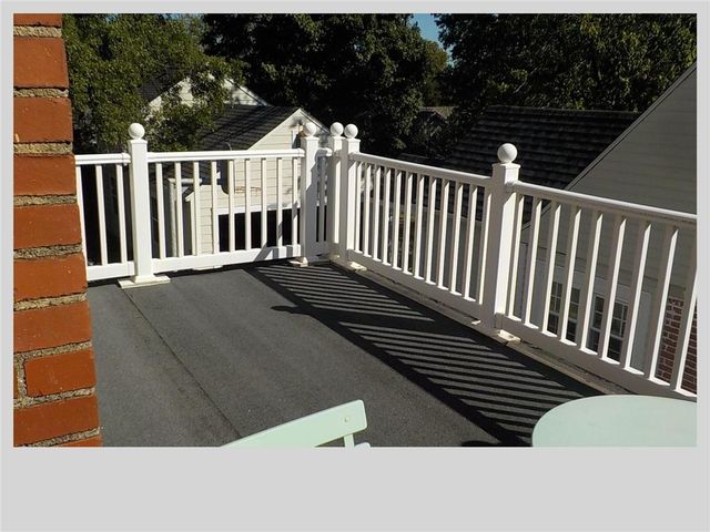 1216 W 4th Street, Coffeyville, KS 67337