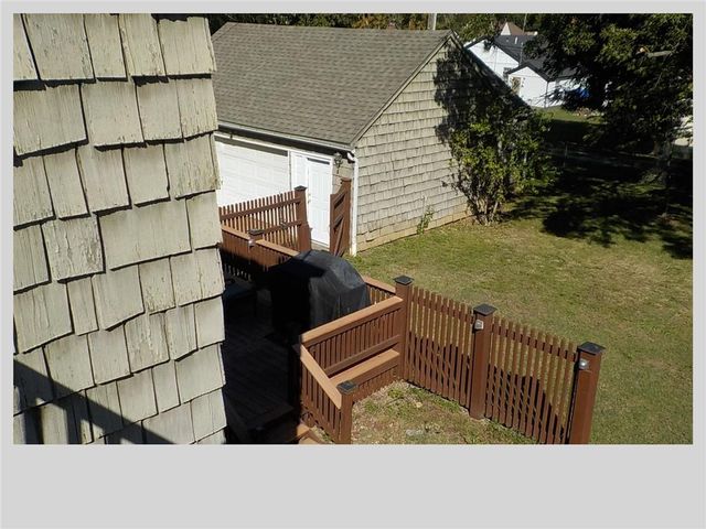 1216 W 4th Street, Coffeyville, KS 67337