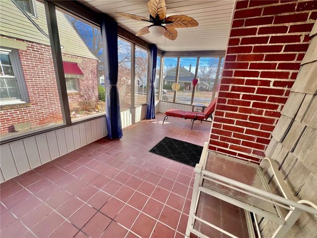 1216 W 4th Street, Coffeyville, KS 67337