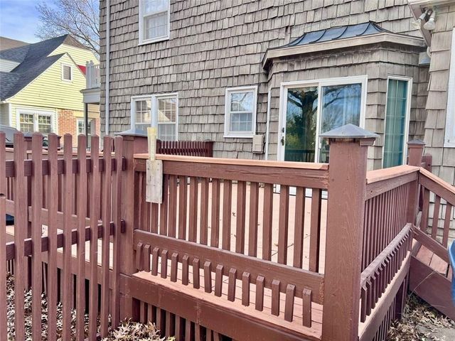 1216 W 4th Street, Coffeyville, KS 67337