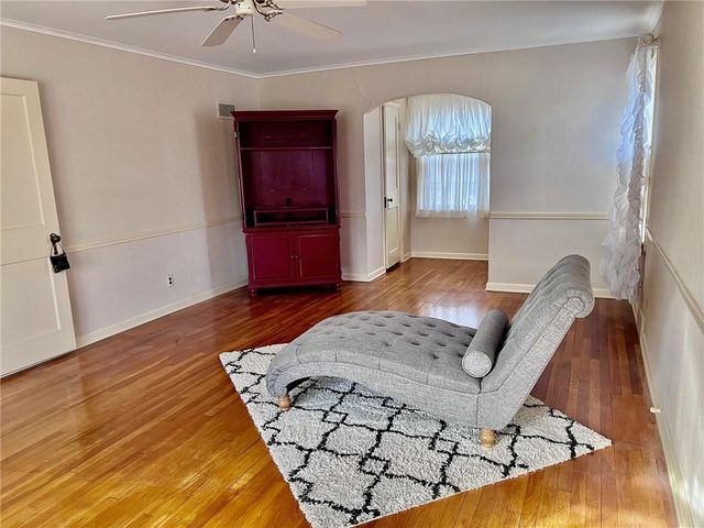 1216 W 4th Street, Coffeyville, KS 67337