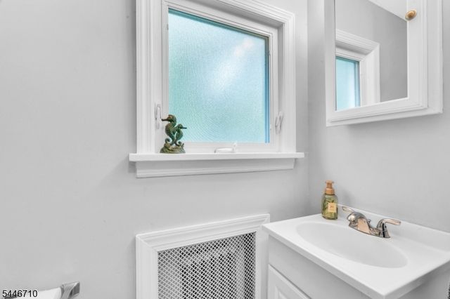 3 Johnson Ave, Mount Olive Twp., NJ 07828