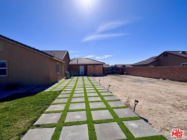 17794 Cabazon Road, Apple Valley, CA 92307